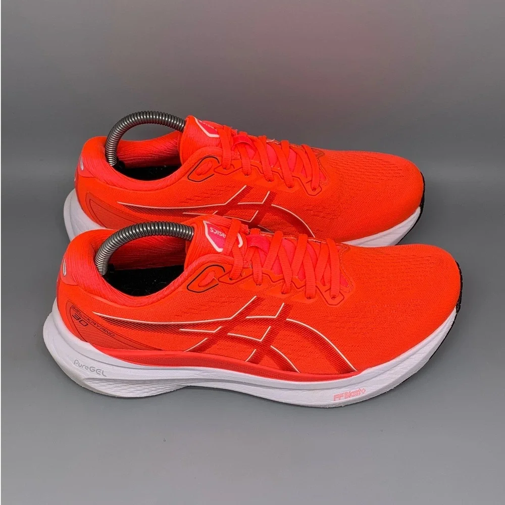 ASICS Gel-Kayano 30 Bright Orange Running Shoes 1012B357 Women's Sz 10